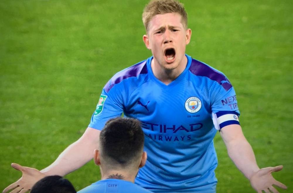 交流融洽！开拓者晒杨瀚森与昔日状元奥登合照