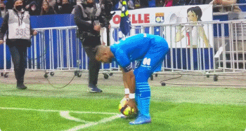 比赛集锦：利雅得胜利4-1赛哈特海湾，C罗献精彩倒钩