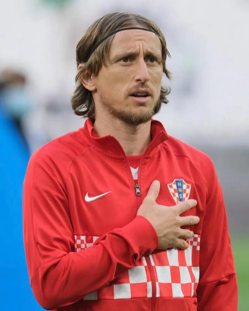 辉哥让你四分钟看懂皇马为什么输的那么狼狈